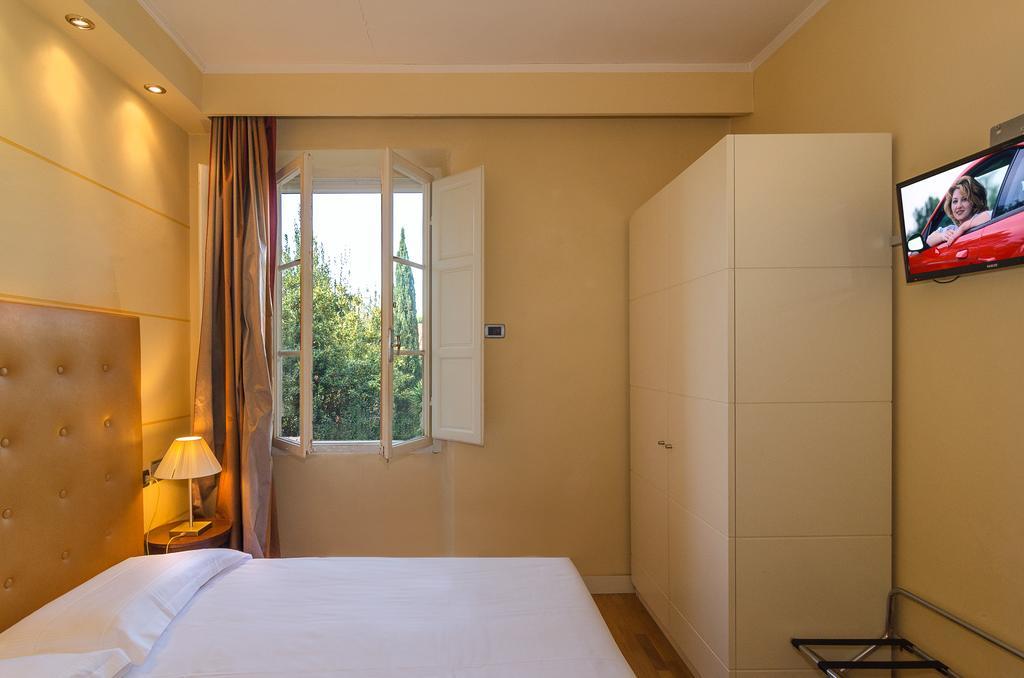 Hotel Novecento Pisa Esterno foto