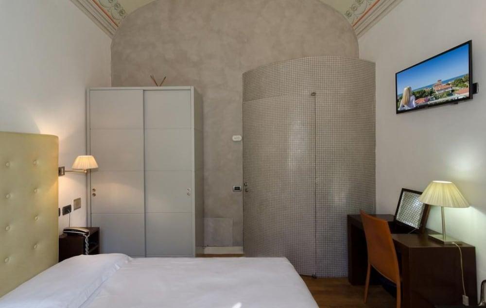 Hotel Novecento Pisa Esterno foto