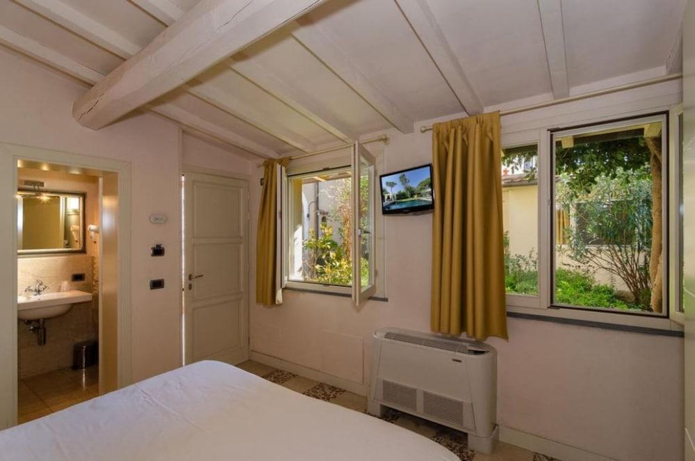 Hotel Novecento Pisa Esterno foto